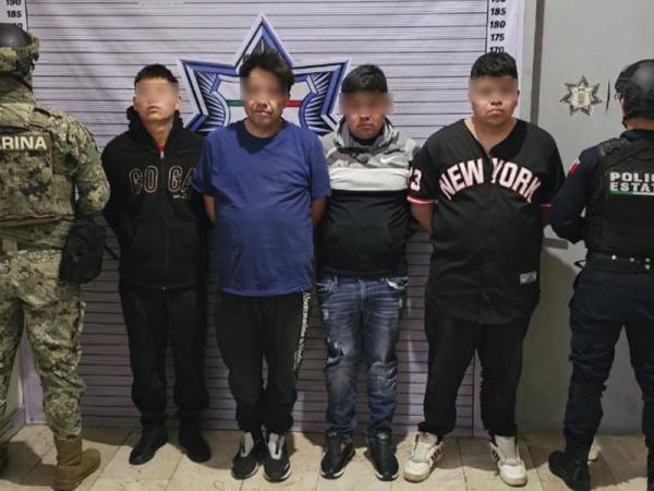 En Texmelucan, SSP y Marina detienen a cuatro hombres en posesión de armas de fuego y droga