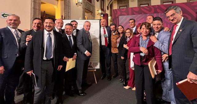 Pactan gobernadores acuerdo de salud con AMLO