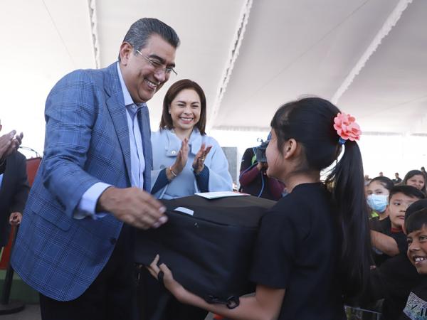 Con Beneficencia Pública, gobierno de Puebla mejora la  calidad de vida de poblanos