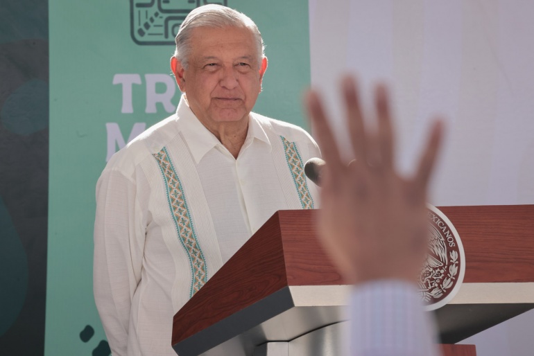 Relación con Canadá continuará: presidente; imposición de visas es decisión unilateral, afirma