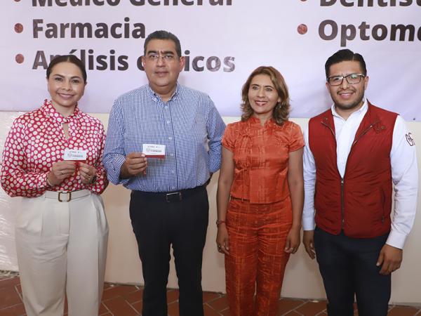 Firman Sergio Salomón y Gaby Bonilla convenio para instalación del Centro Preventivo de Bienestar en el SEDIF