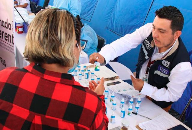 Entrega Sedif aparatos auxiliares auditivos 