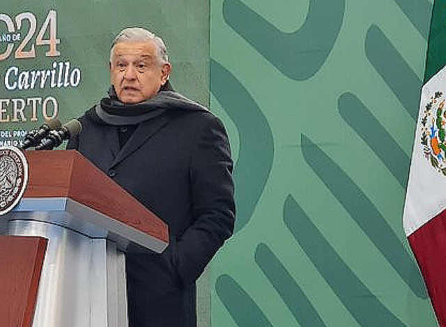 AMLO: «Lorenzo Córdova, sin calidad moral, fue empleado de Peña Nieto»