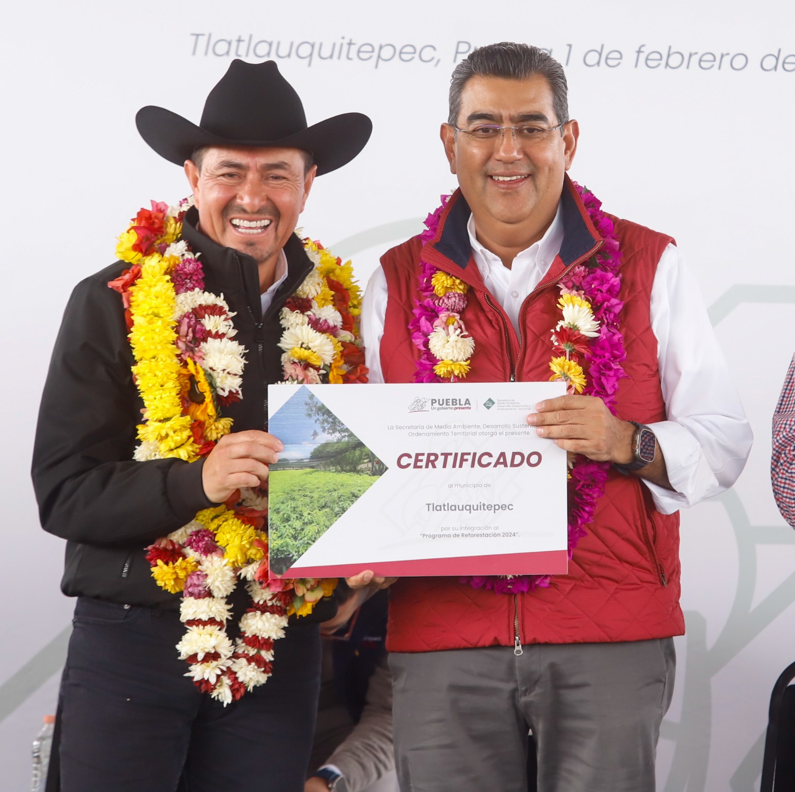Gobiernos de la Cuarta Transformación hacen equipo con la sociedad y los municipios: Sergio Salomón 