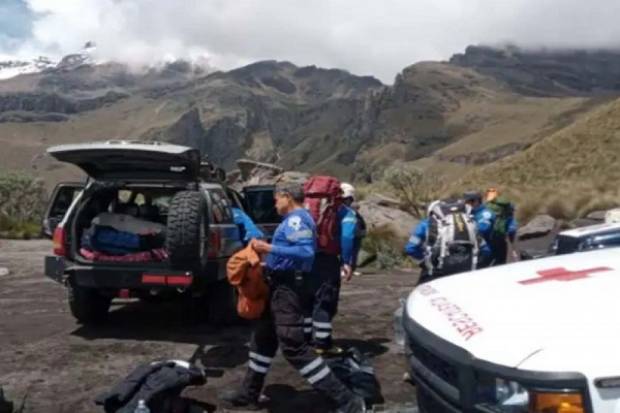 Continuan dos  de los 12 alpinistas extraviados en el Pico de Orizaba