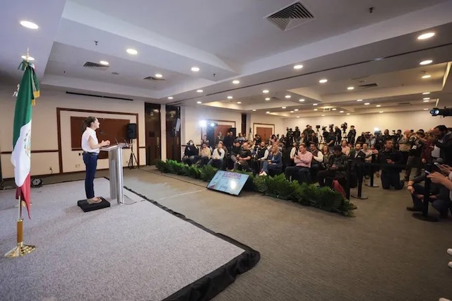 Claudia Sheinbaum se compromete a disminuir índices de violencia