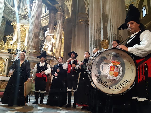 Se ofreció concierto de grupo español en Catedral en apoyo a la Fundación Cáritas