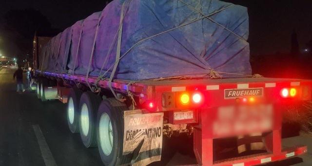  Recuperan policías de San Andrés Cholula tractocamión Robado