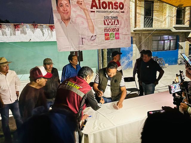 Juan Manuel Alonso, se reunió con 11 núcleos ejidales