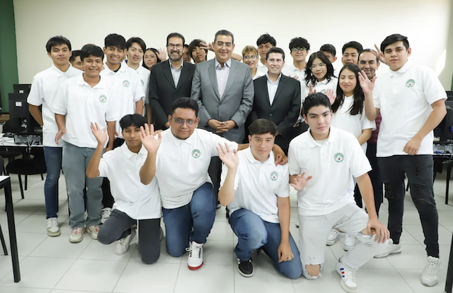 Gobierno de Sergio Salomón, dejará mejor infraestructura educativa