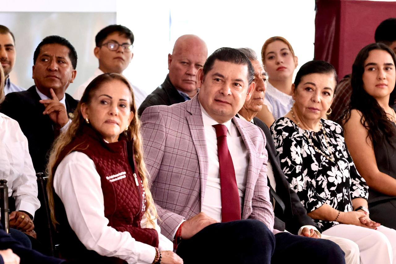 Gobierno de Transición impulsará comunidades indígenas como polos de desarrollo.