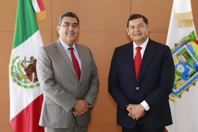 Sergio Salomón, le dice a Armenta: «A seguir construyendo el segundo piso de la #4T».
