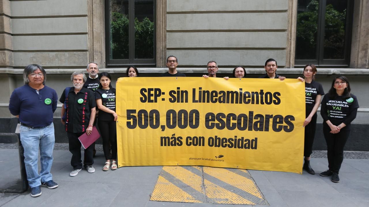 Crece 120% la obesidad infantil… 9 de cada 10 escuelas en México no cumplen con lineamientos y siguen vendiendo comida Chatarra