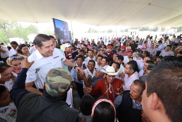 Sin demagogia, el gobierno de transición atiende a pueblos originarios: Armenta