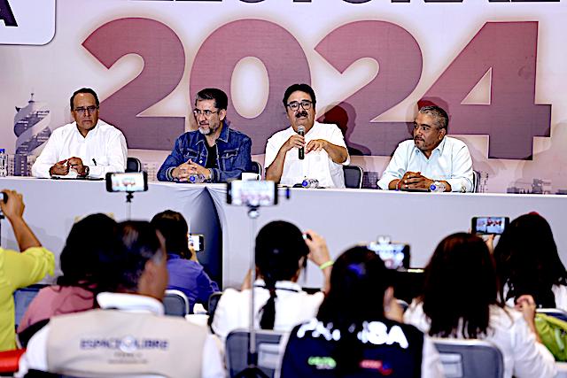 Poblanos dan muestra de civilidad y democracia