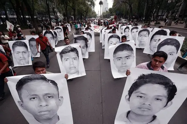 Caso Ayotzinapa no se cerrará al finalizar el sexenio: AMLO