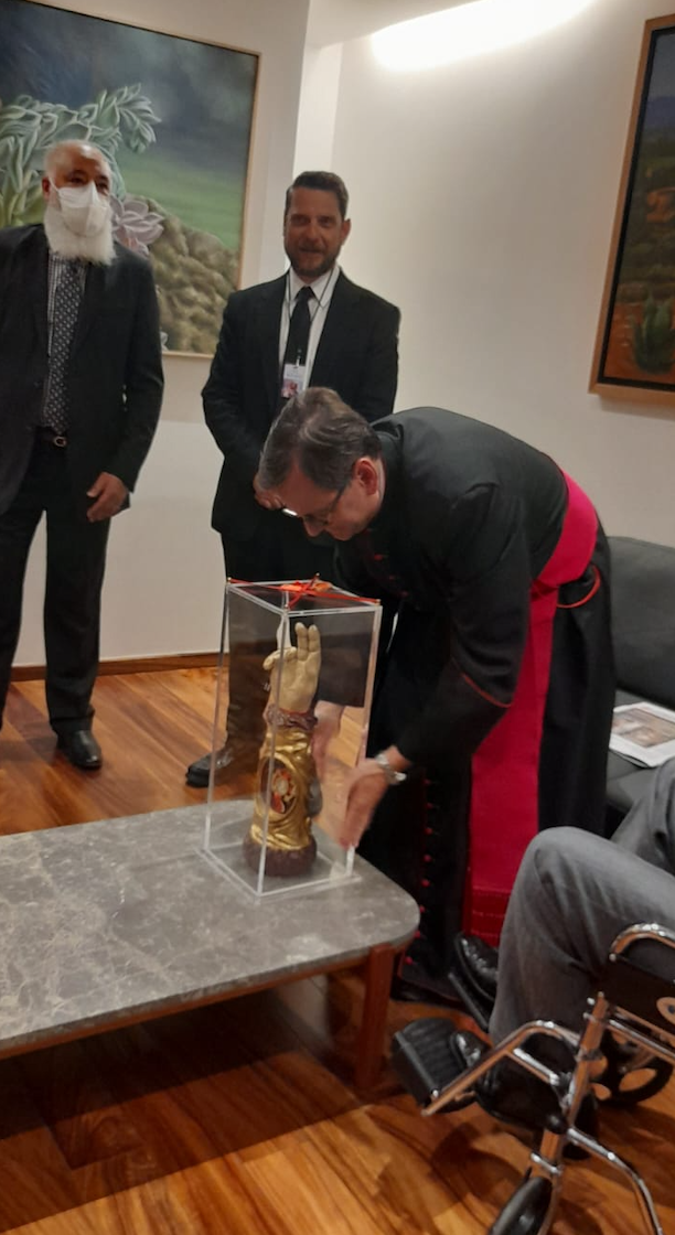 LLegó la reliquia de San Judas Tadeo a México en el vuelo 002 de Aeroméxico