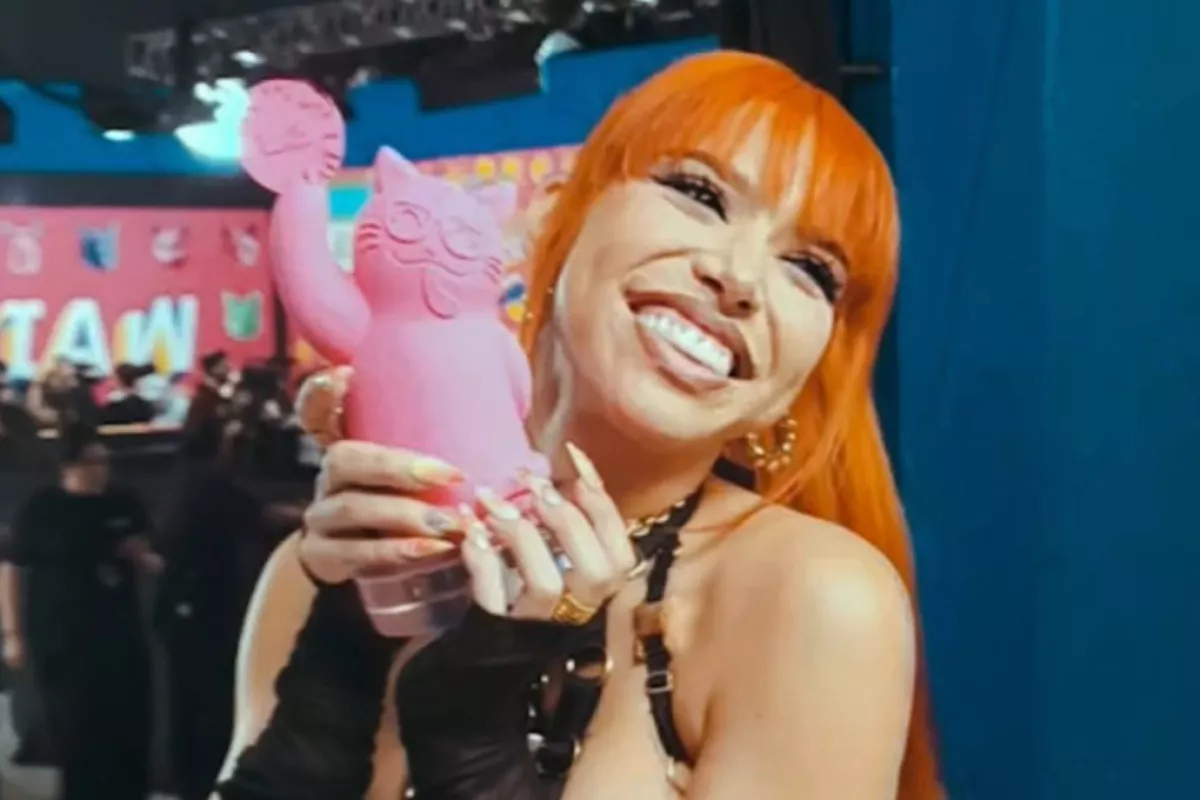 Yeri Mua gana premio a Icono Miaw en los MTV MIAW 2024