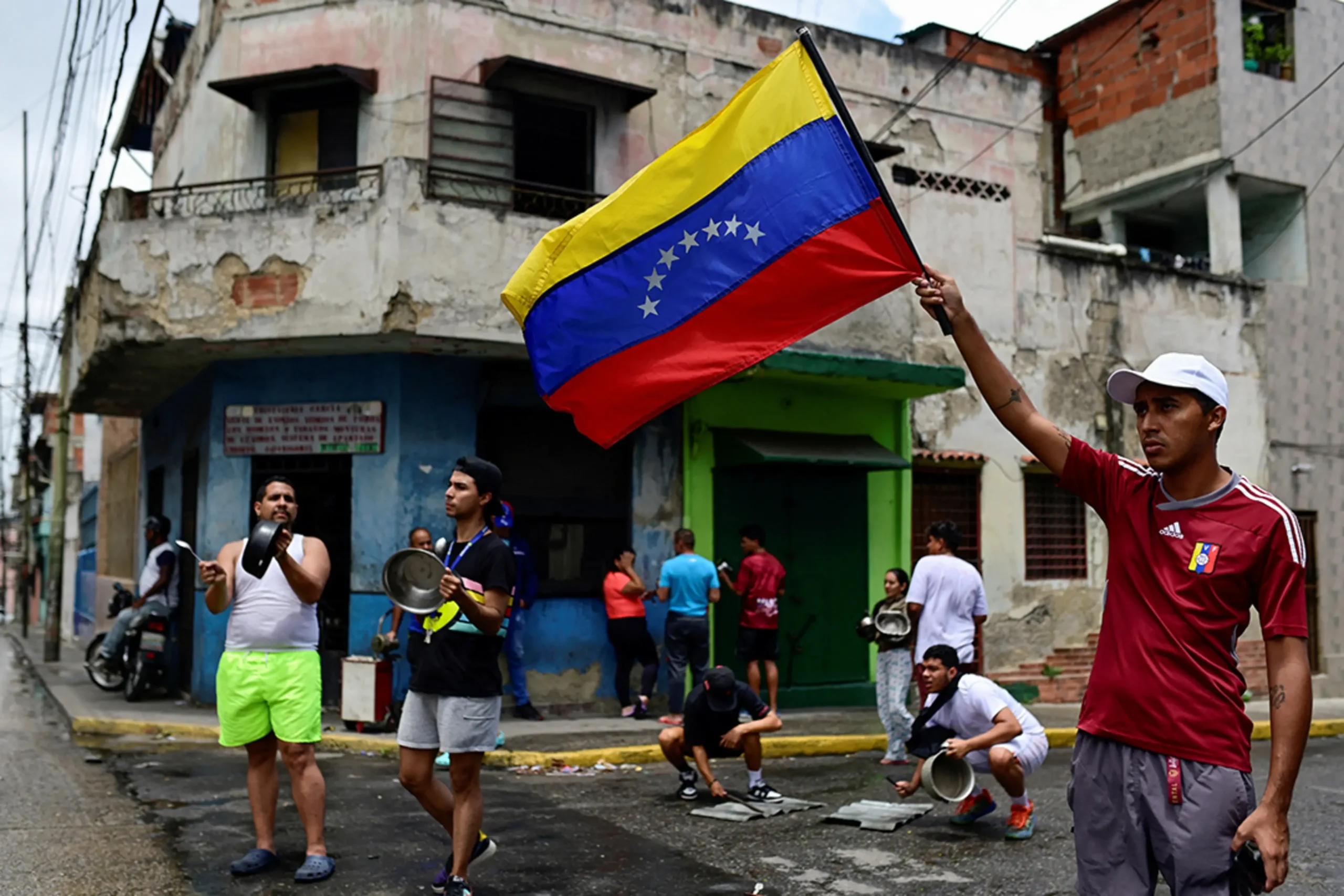 Brasil y Colombia piden repetición de elecciones en Venezuela; México aboga por la No Intervención