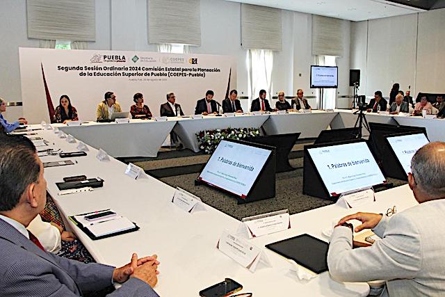 Avala SEP 11 nuevas opciones educativas en cinco universidades pública