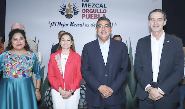 La “Expo Mezcal Orgullo” posiciona a Puebla a nivel internacional