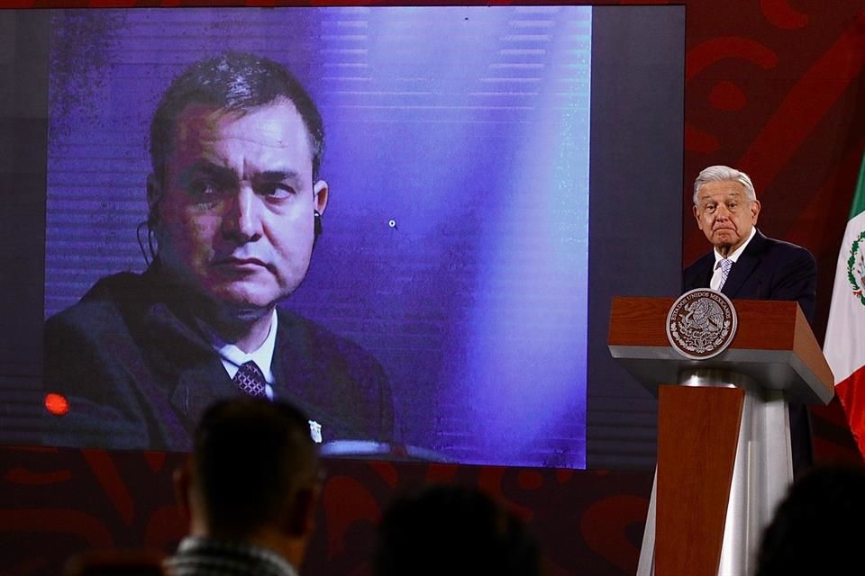 López Obrador responde a acusaciones de Genaro García Luna