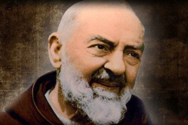 El Padre Pío, a sus 50 años de su muerte, dejó una huella de amor – dolor – misericordia, que sigue imperturbable.