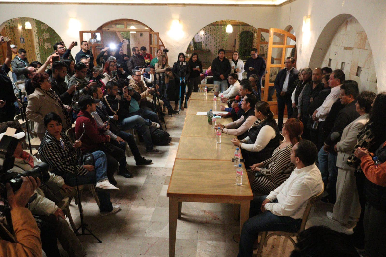 Grupos de comerciantes en San Pedro Cholula ratifican apoyo a Tonantzin Fernández próxima presidenta