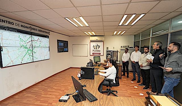 Serán instalados 400 semáforos con tecnología LED en 100 intersecciones de la capital