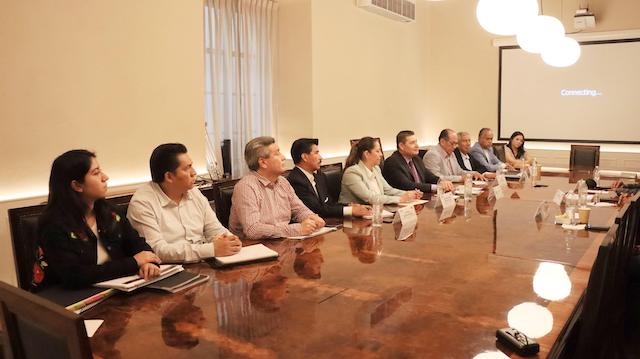 Armenta en reunión con líderes sindicales reitera compromiso con la educación
