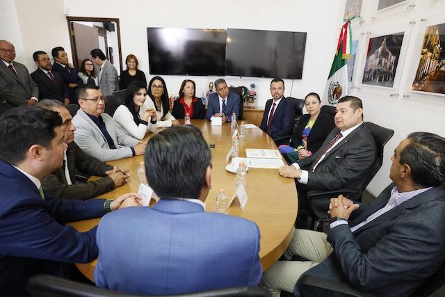 Alejandro  Armenta presentó nueva Ley de la Administración Pública ante el Congreso 