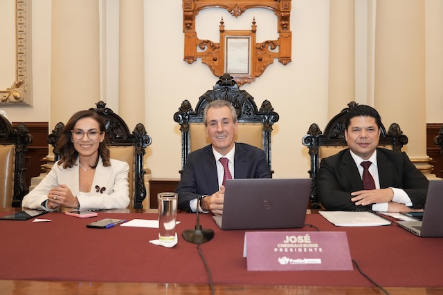 No hay dinero en el ayuntamiento, pero dice Pepe Chedraui que le alcanzará para pagar sueldos y aguinaldos a trabajadores 