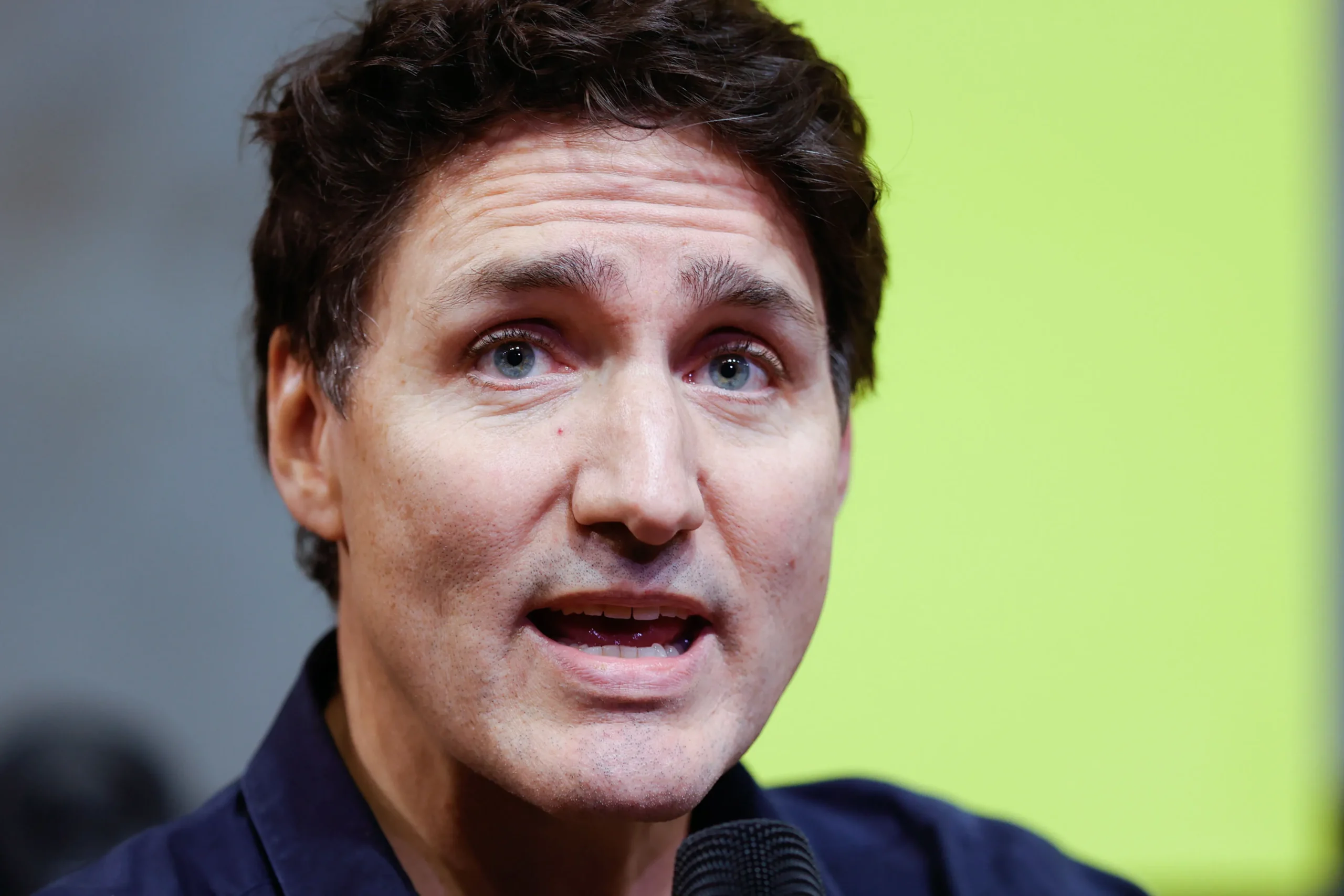 Trudeau advierte sobre impacto de aranceles de Trump a productos canadiense