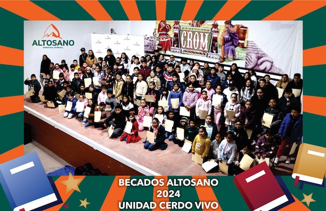Entrega Granjas Carroll 200 becas a hijos de sus colaboradores
