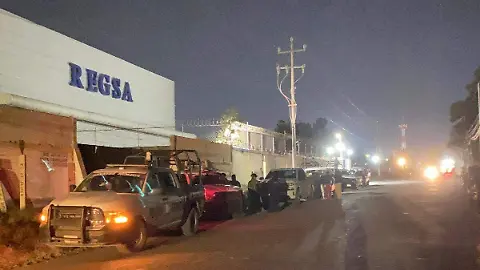 Resguardan predio en Amalucan tras localización de toma clandestina de hidrocarburo