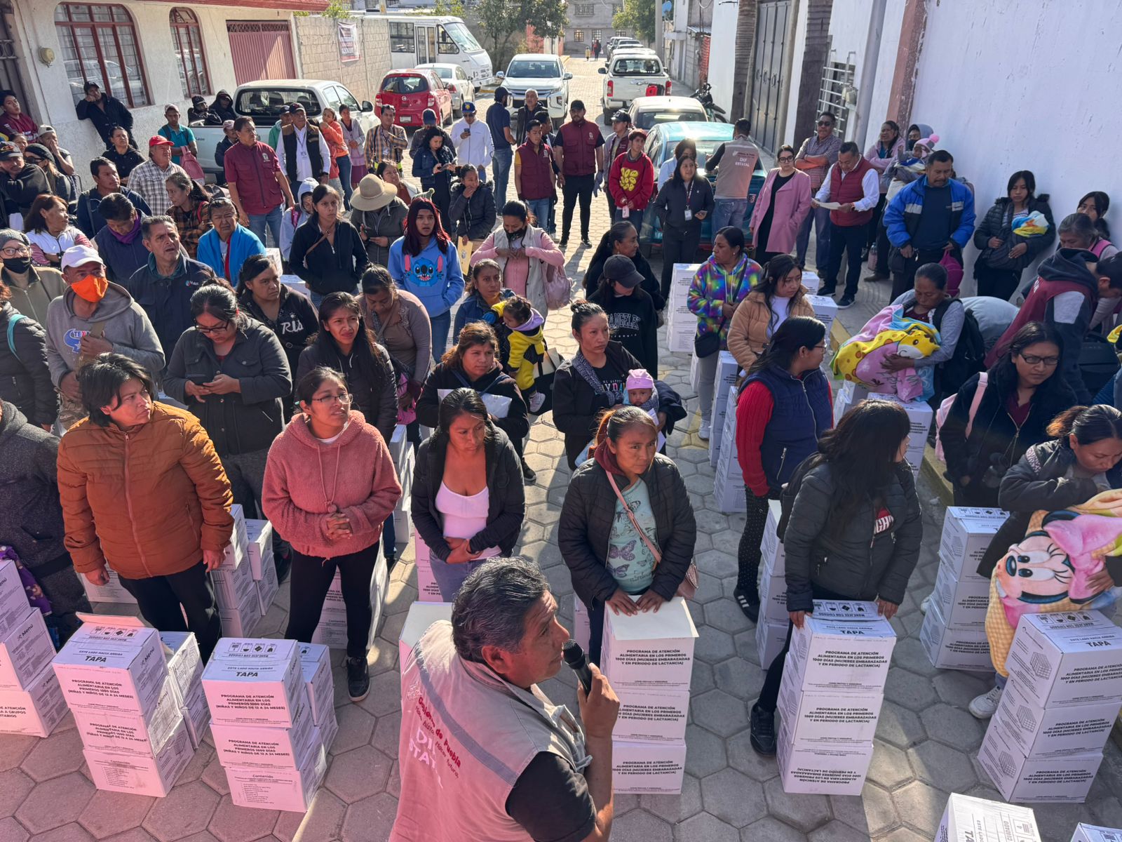 Impulsan SEDIF y SMDIF programas alimentarios al sur de Puebla capital