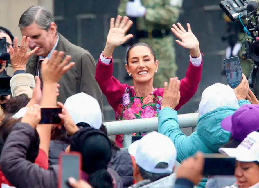 Masiva concentración en el Zócalo para Informe de Claudia Sheinbaum