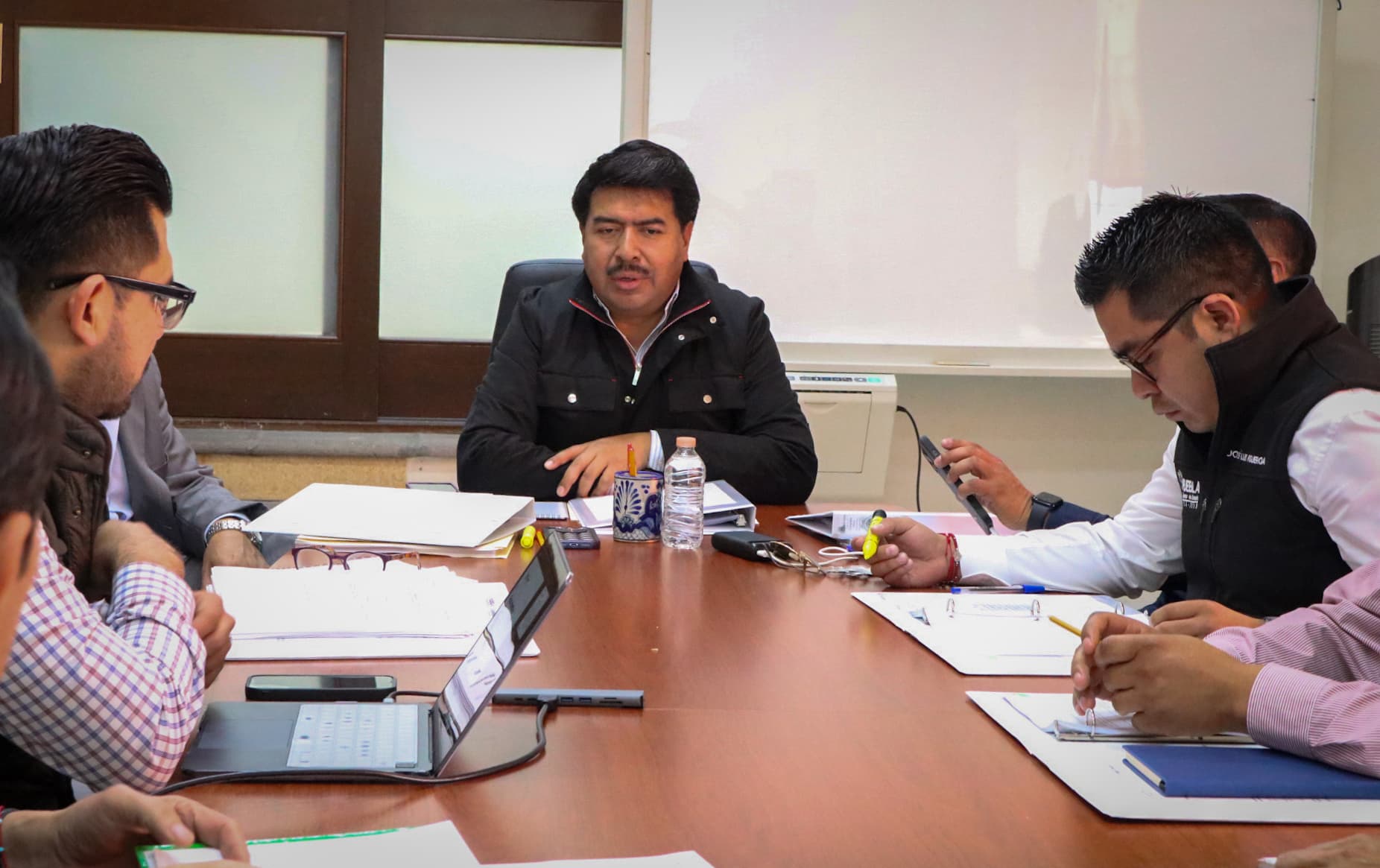 La bolsa de mil millones de pesos para obra comunitaria será operada por  comités
