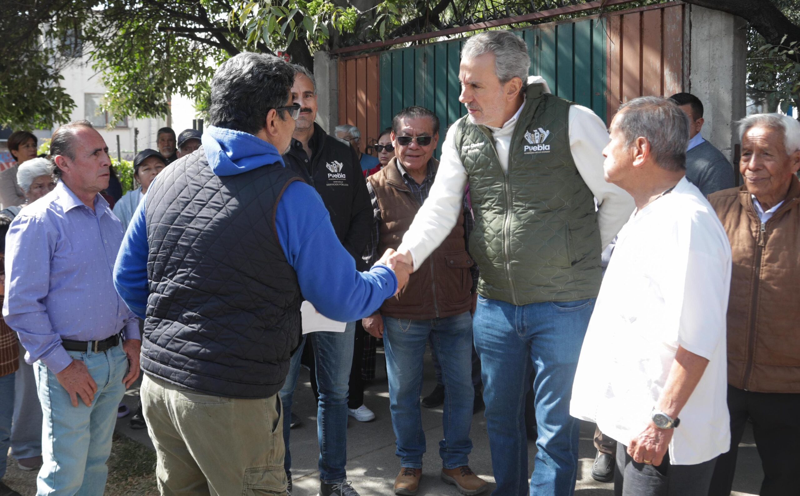 Supervisa Pepe Chedraui mantenimiento a los espacios públicos del Infonavit Amalucan
