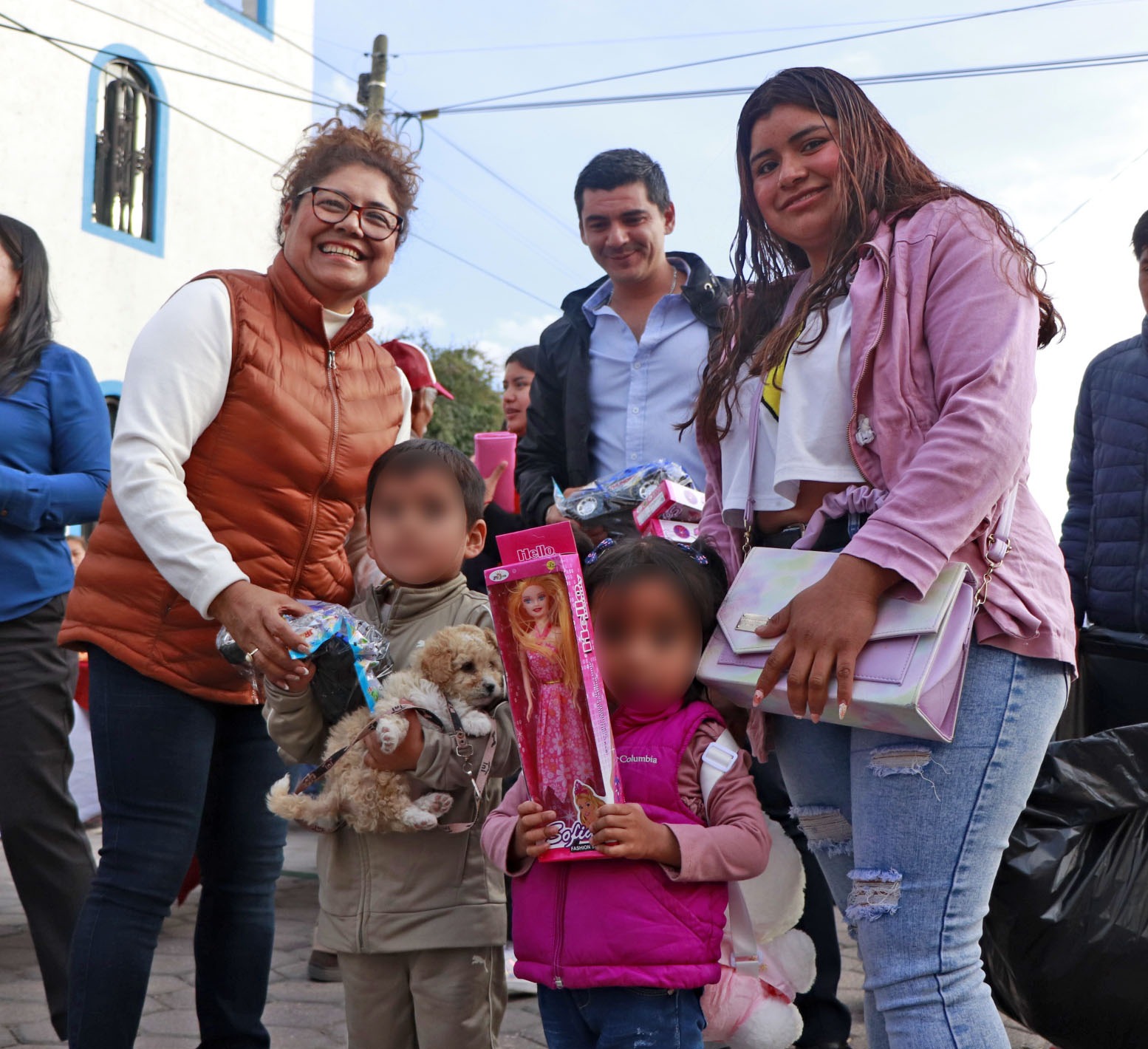 Concluye con éxito entrega de juguetes en Cuautlancingo