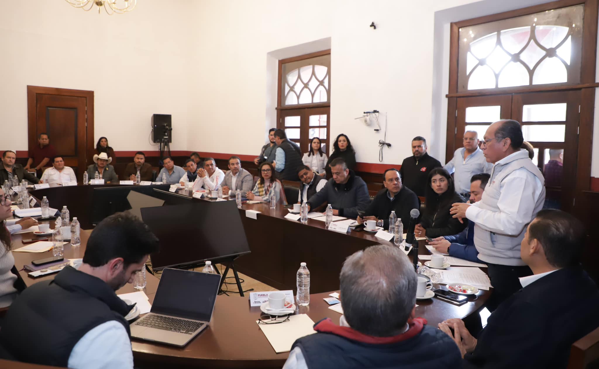 Armenta se reunió con ediles de la Sierra, previa a la visita de Claudia Sheinbaum a Huauchinango