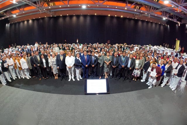 Rindieron protesta integrantes de Comisión Permanente de Enfermería