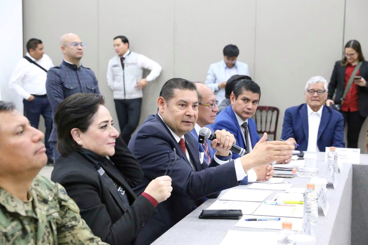 Gobierno de Claudia Sheinbaum dará capacitación a personal de Protección Civil de Puebla