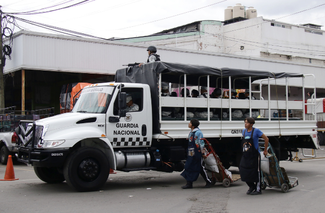 Operativo de seguridad en la Central de Abasto de Puebla tras asalto mortal