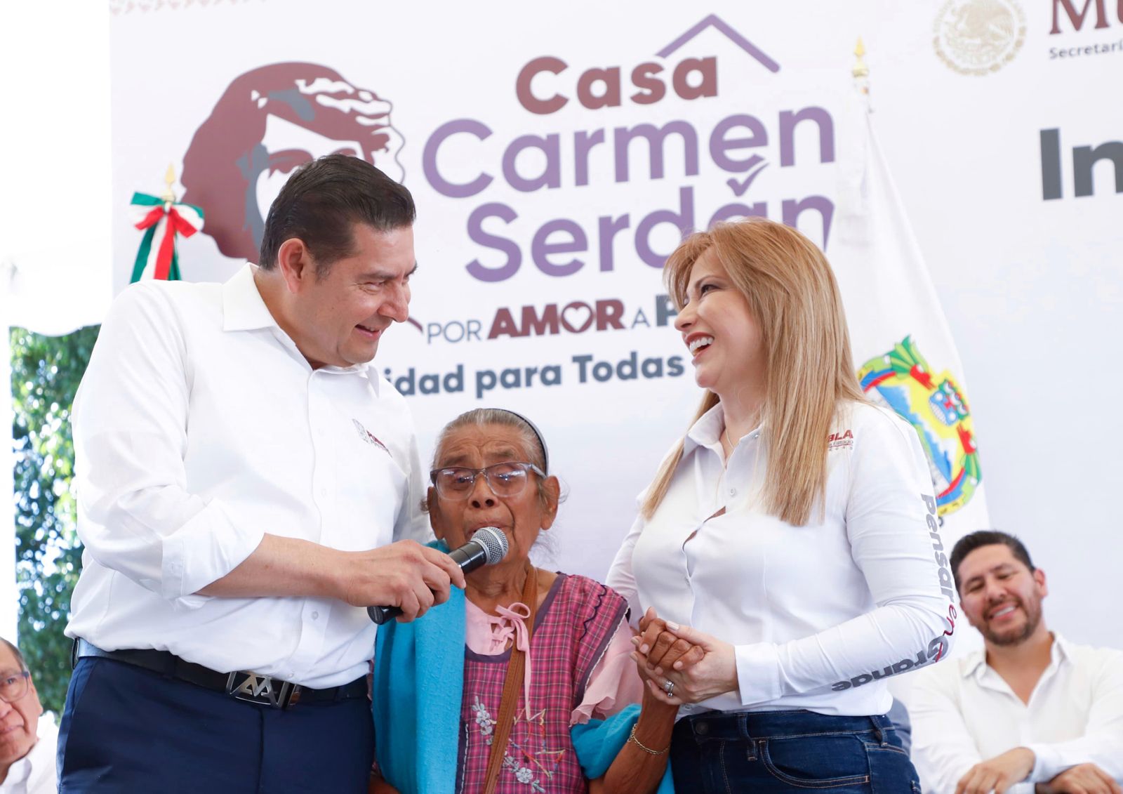 Alejandro Armenta inaugura la tercera de 27 Casas Carmen Serdán
