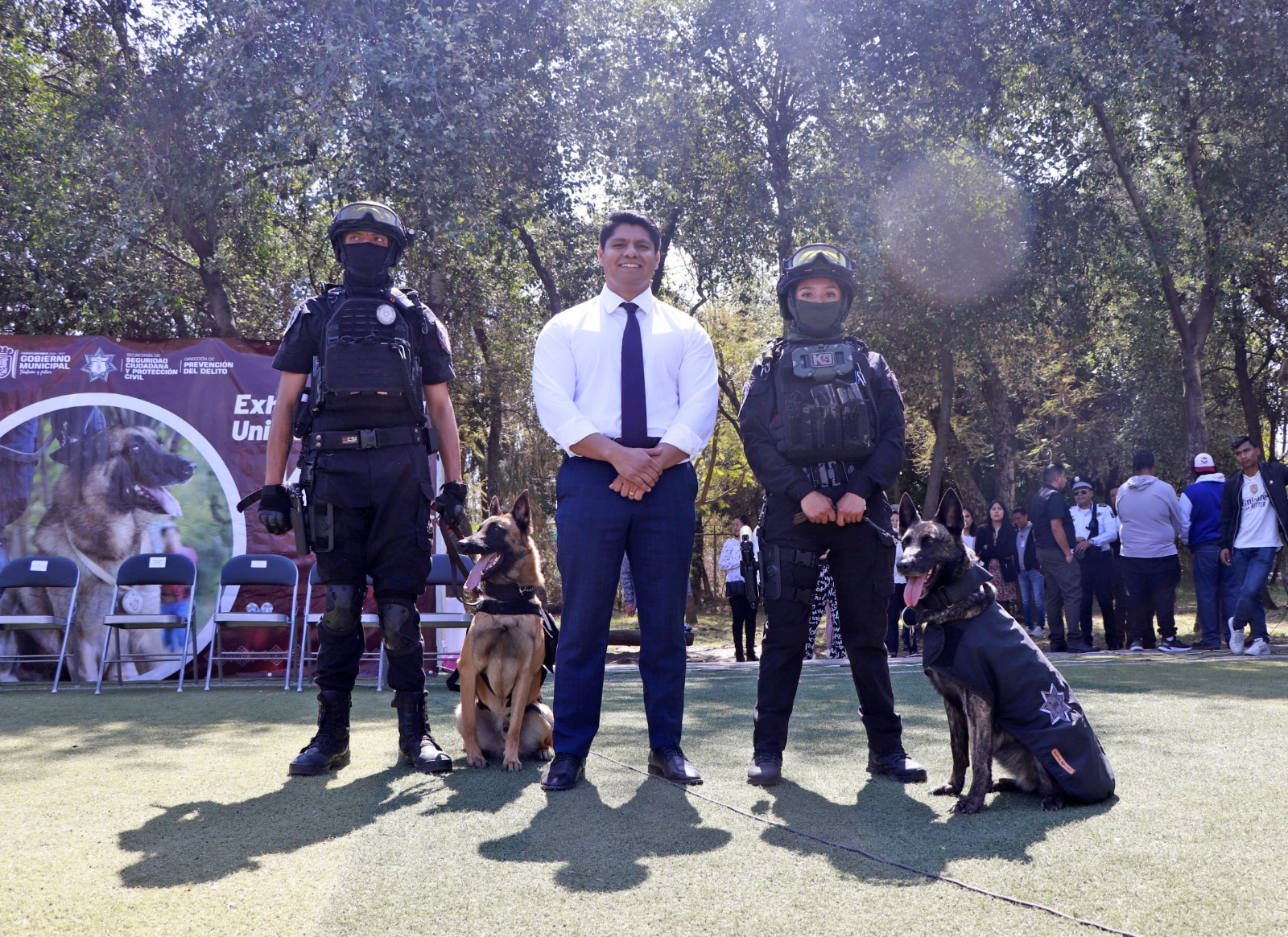 Omar Muñoz presidió exhibición canófila organizada por la SSCyPC