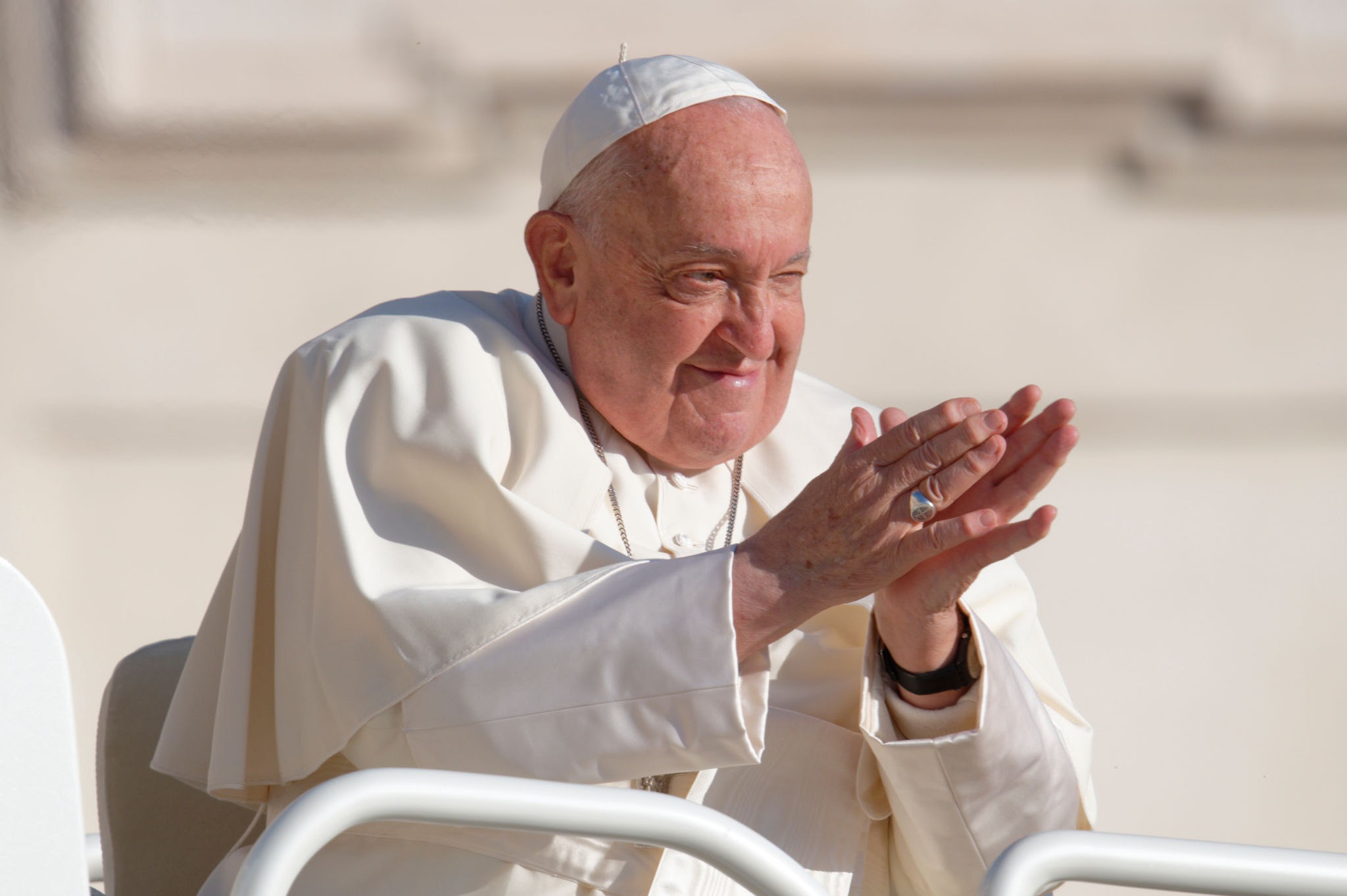 El papa Francisco en tratamiento hospitalario