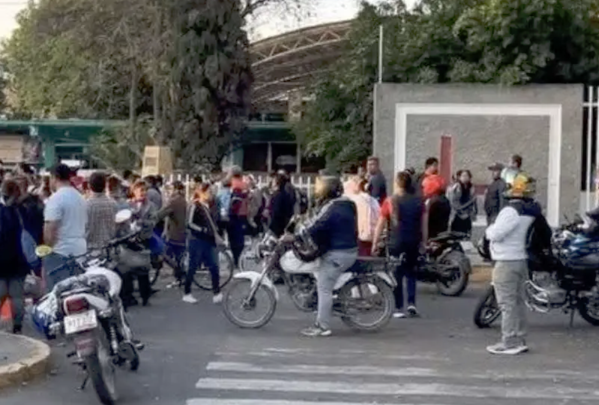 Protocolos activados en primaria y secundaria de Tehuacán por amenazas de explosivos