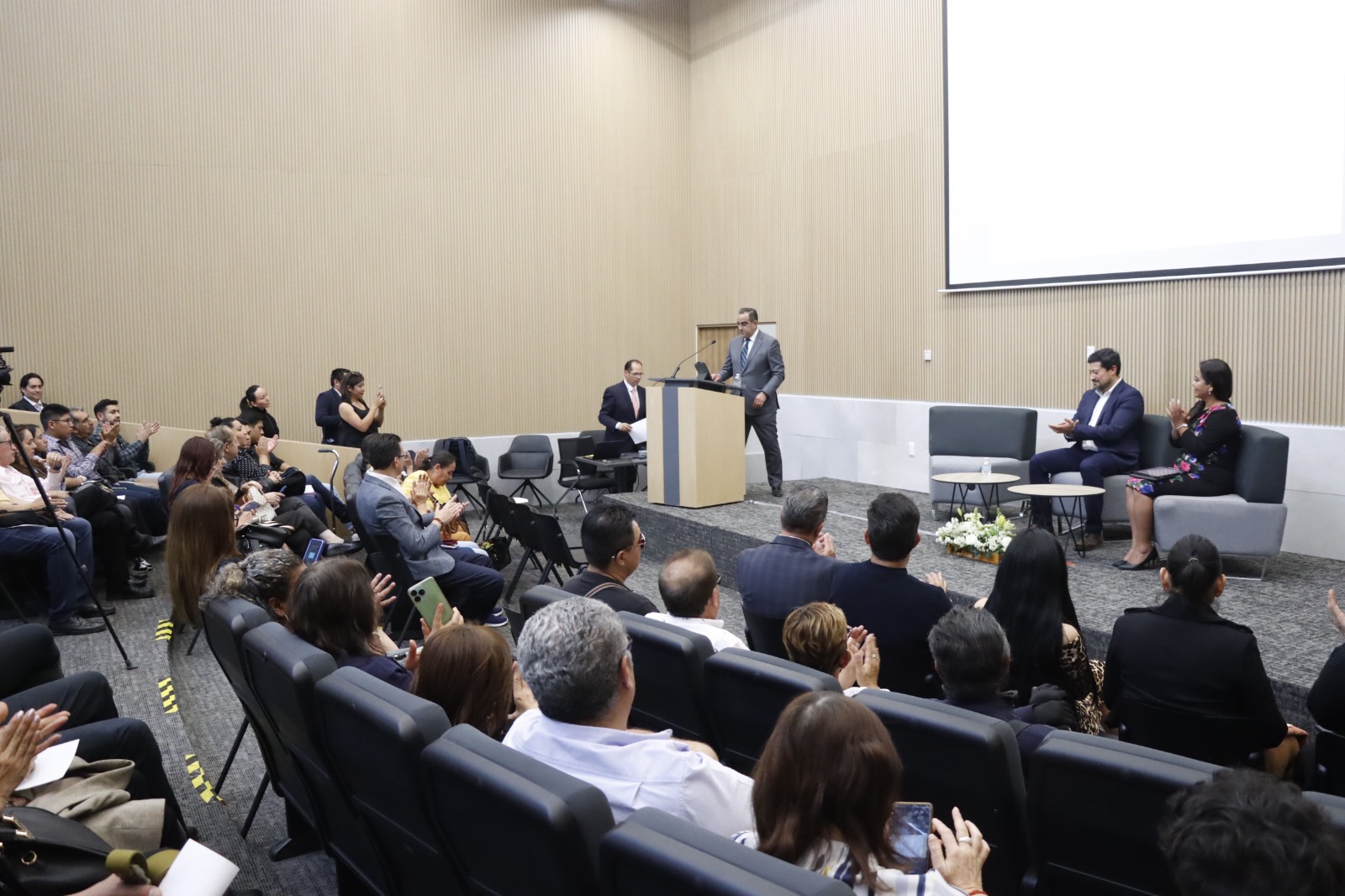 Analizan en Congreso del Estado desafíos y oportunidades de las ONG´s en la era digital 