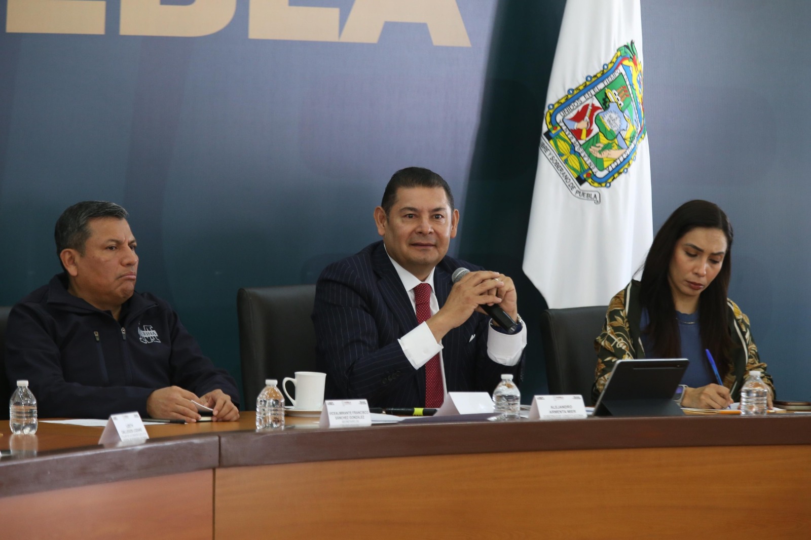 Armenta denuncia demanda millonaria de Melgarejo Construcciones